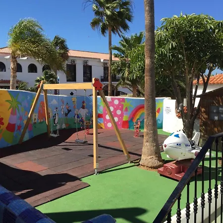 Volledig Gerenoveerd 2-slaapkamerappartement In Fairways Club Tenerife Zuid Apartmán *