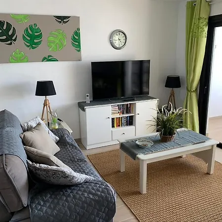 Apartmán Volledig Gerenoveerd 2-slaapkamerappartement In Fairways Club Tenerife Zuid *