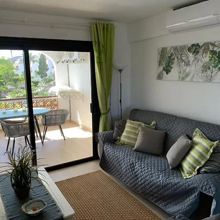 Apartmán Volledig Gerenoveerd 2-slaapkamerappartement In Fairways Club Tenerife Zuid San Miguel de Abona